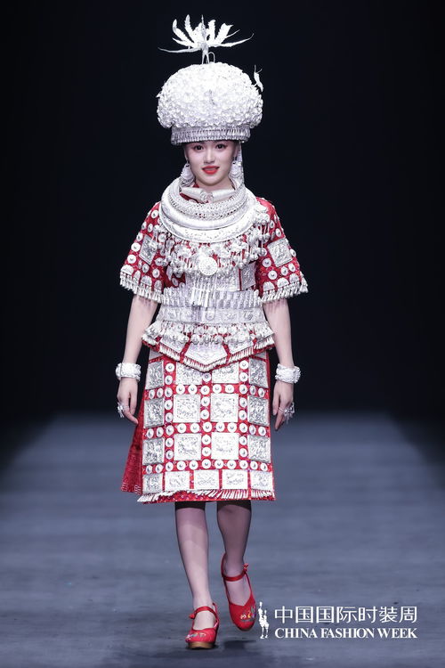 多彩貴州網 貴州 村t 登上中國國際時裝周 非遺服飾文化推廣再添新榮譽